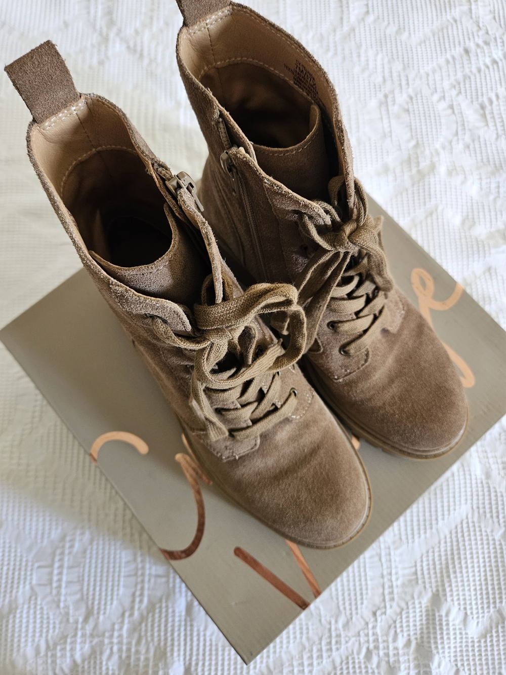 Crown Vintage Telinda Suede Leather Combat Boots Brown Sz 7M Like New - Picture 3 of 12